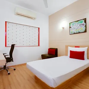 Red Fox By Lemon Tree Hotels, East *** Delhi (National Capital Territory of India)